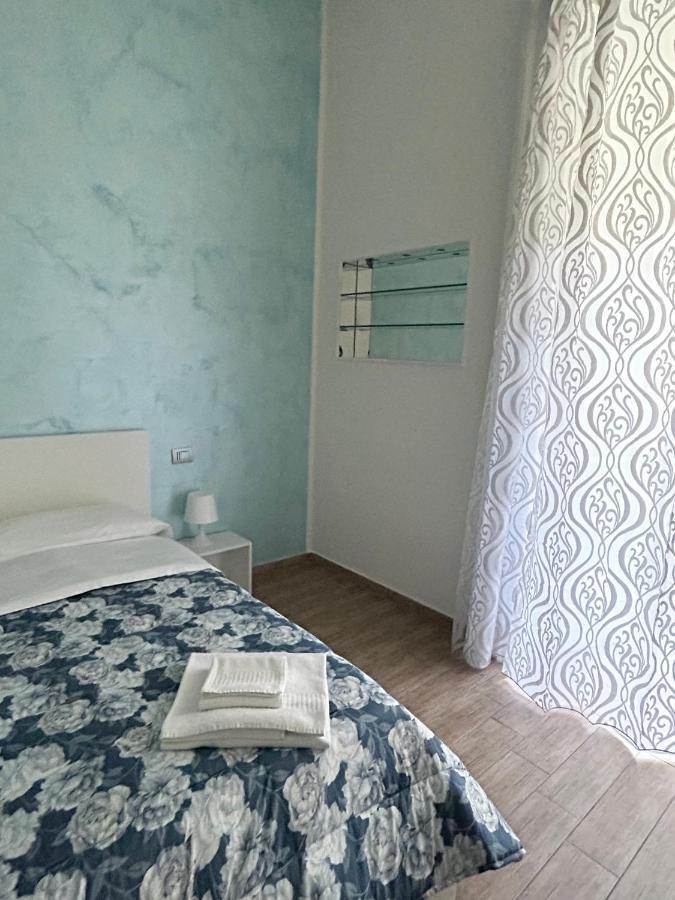 ホテル Savastano House Duomo ナポリ エクステリア 写真